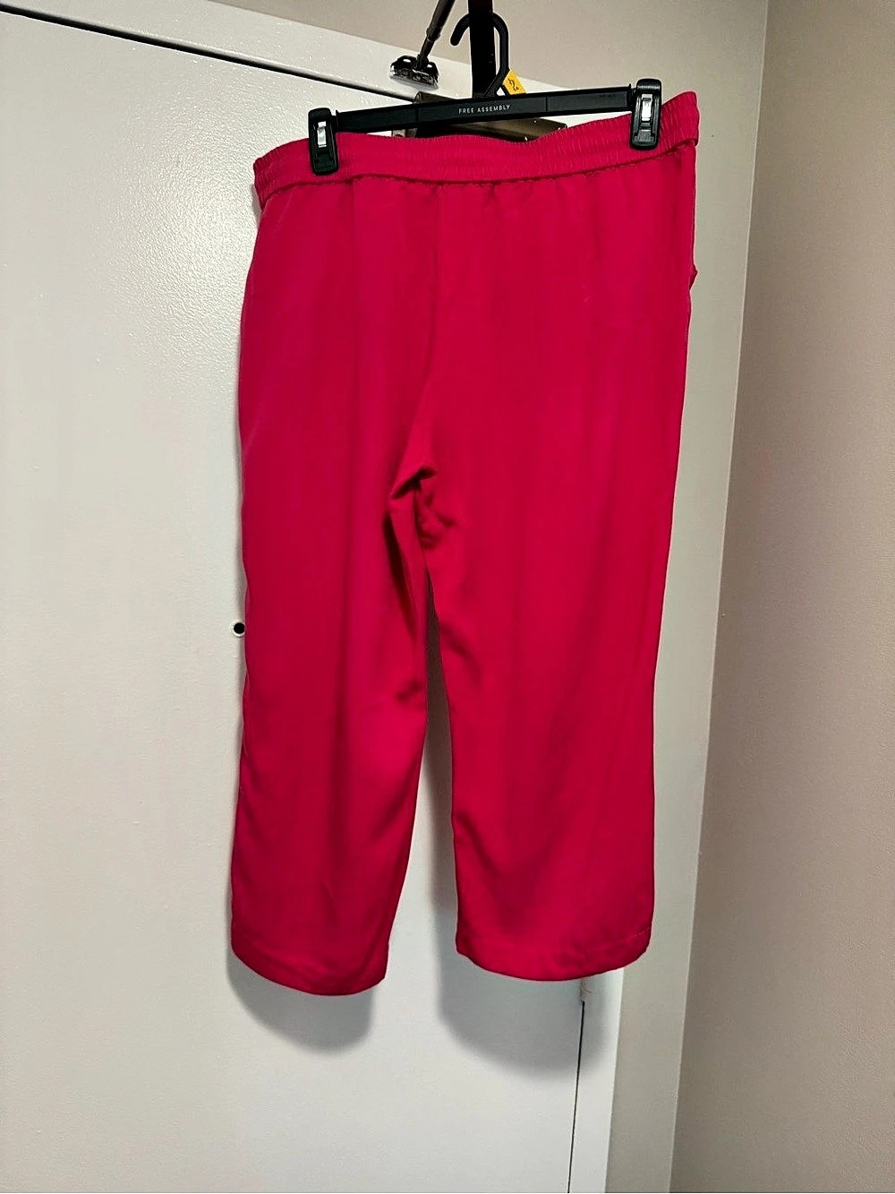 Pink Capri Pants - Picture 3 of 3